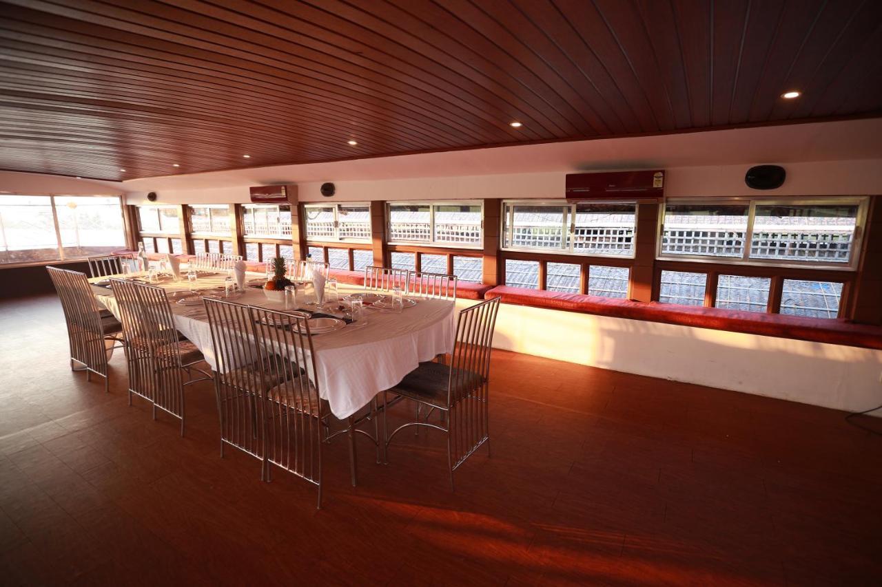 Friends Cruise, Nightstay Houseboat Alappuzha Екстериор снимка